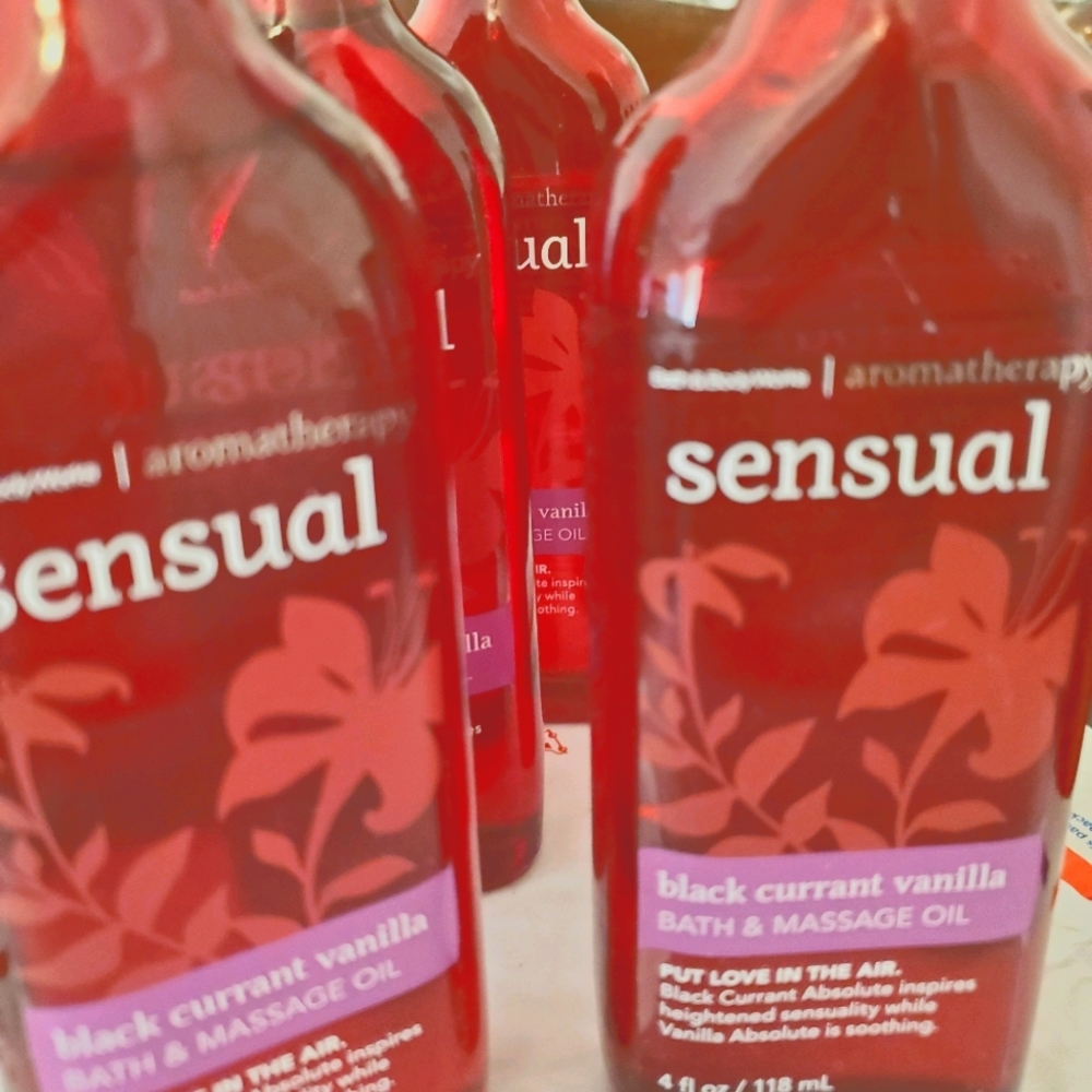 5 Sensual Black Currant Vanilla Massage Oil